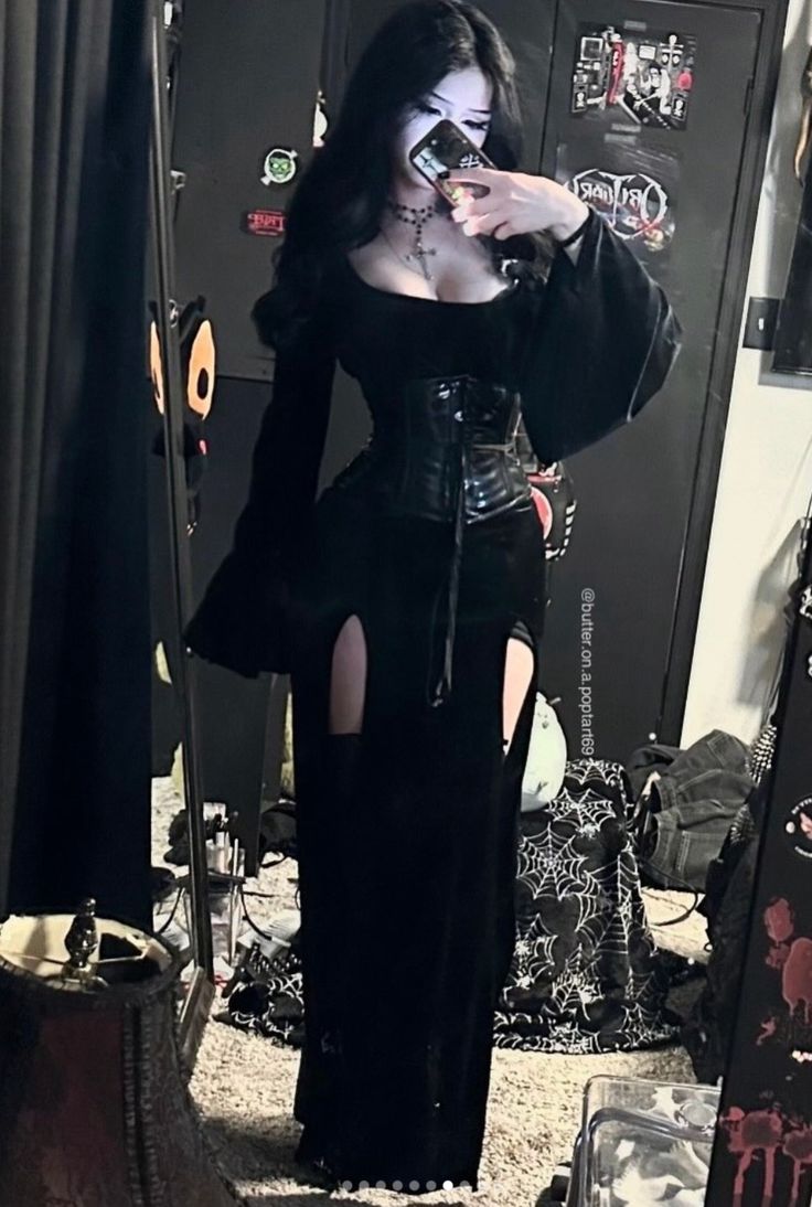 Goth 10