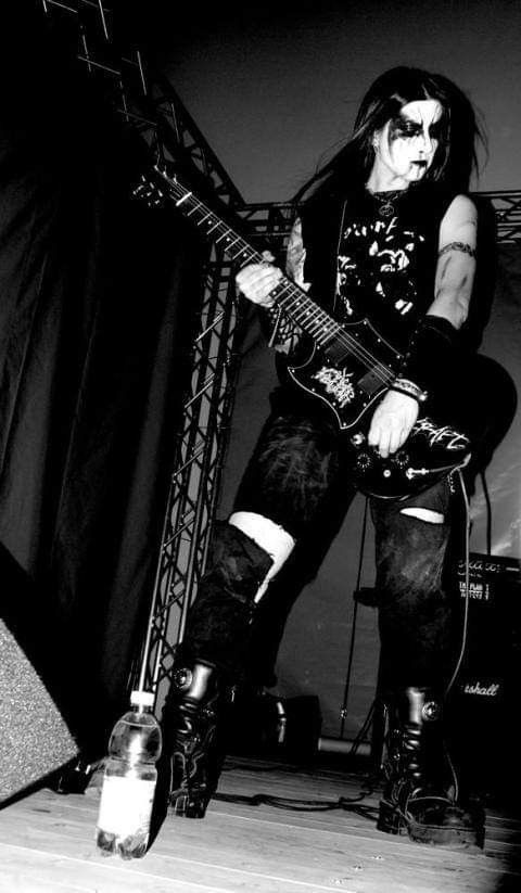 Goth 12